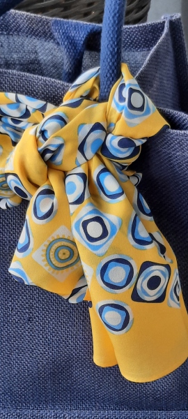 STO-100.  Jubiläumsschal 100 Jahre Innerwheel